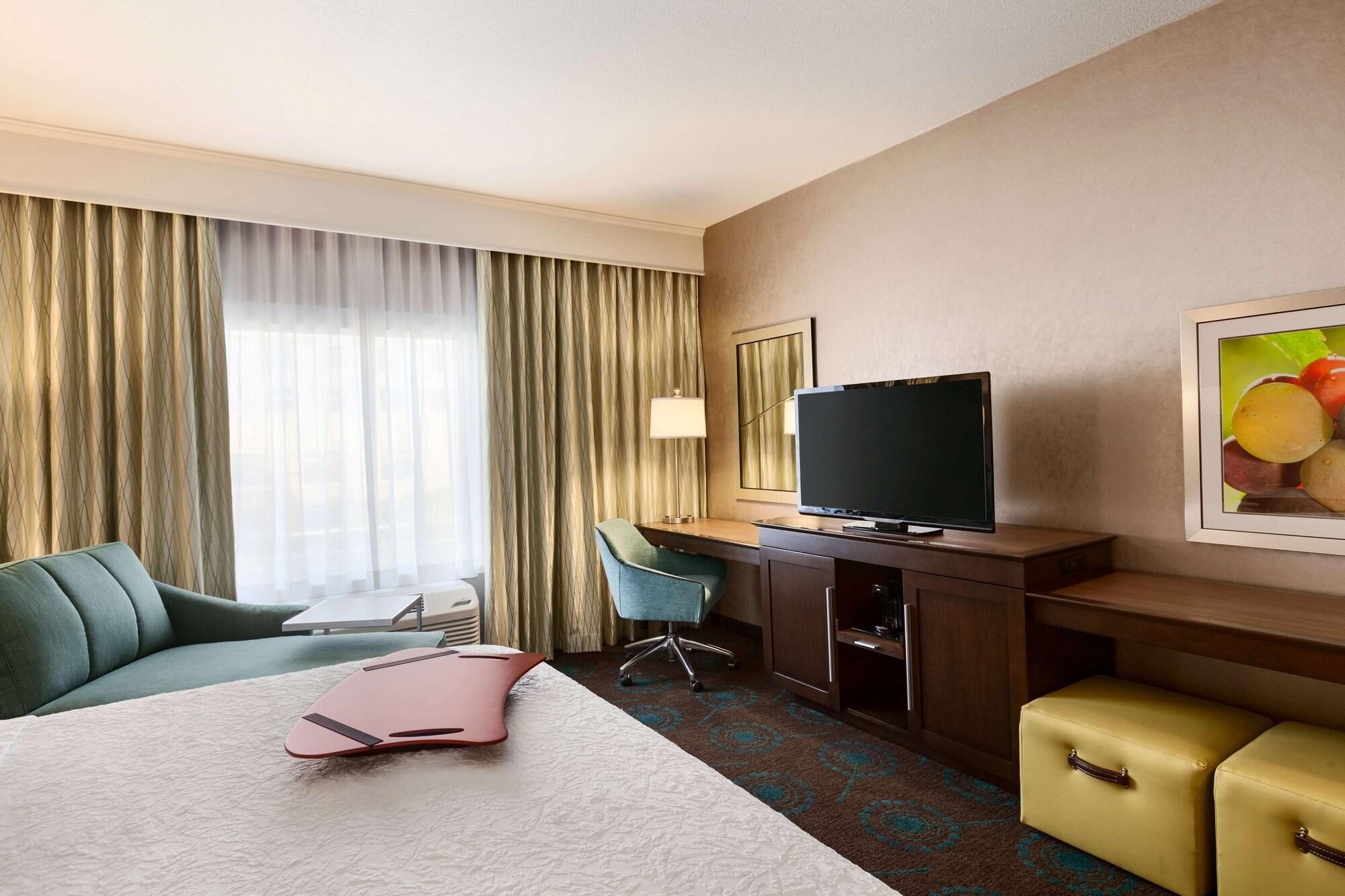 Hampton Inn & Suites Portland/Hillsboro-Evergreen Park Esterno foto