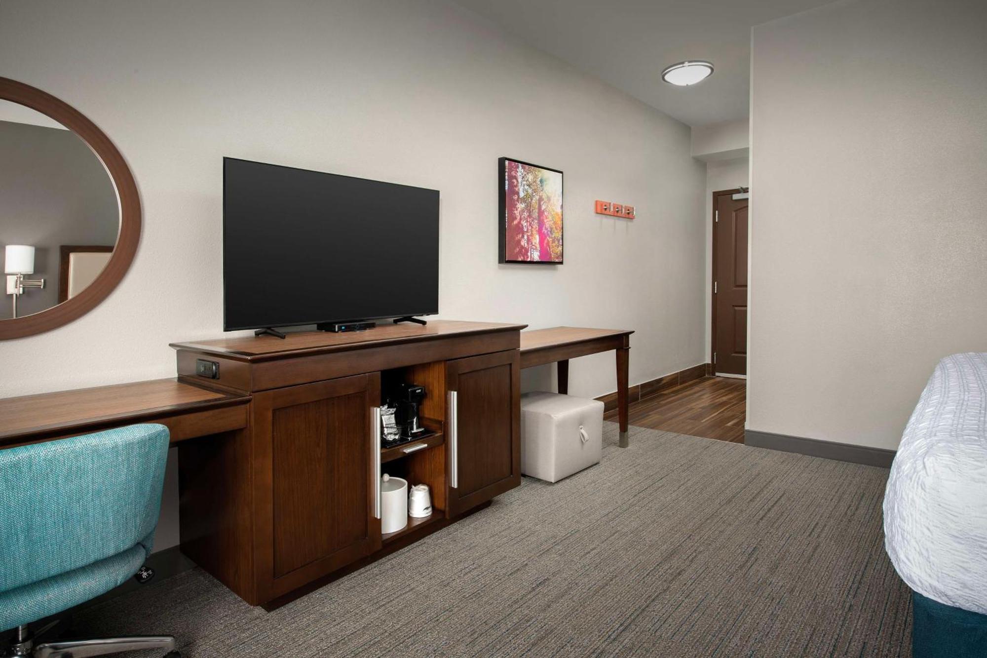 Hampton Inn & Suites Portland/Hillsboro-Evergreen Park Esterno foto