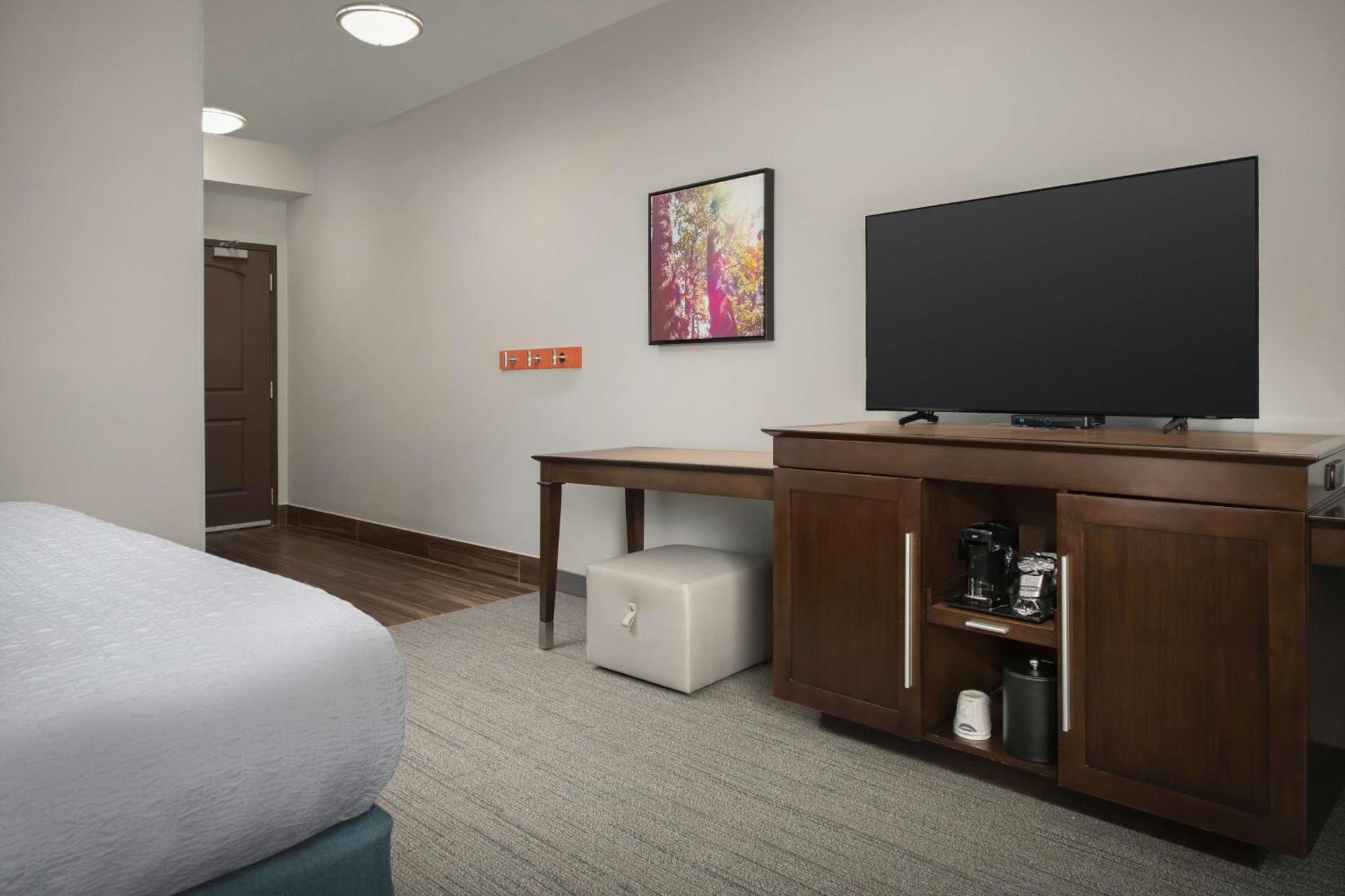 Hampton Inn & Suites Portland/Hillsboro-Evergreen Park Esterno foto